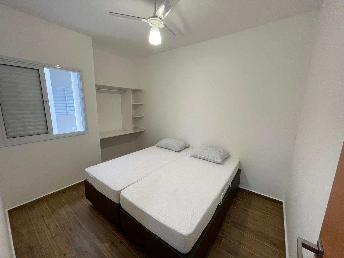 Apartamento Com Piscina No Centro Lejlighed Ubatuba Eksteriør billede