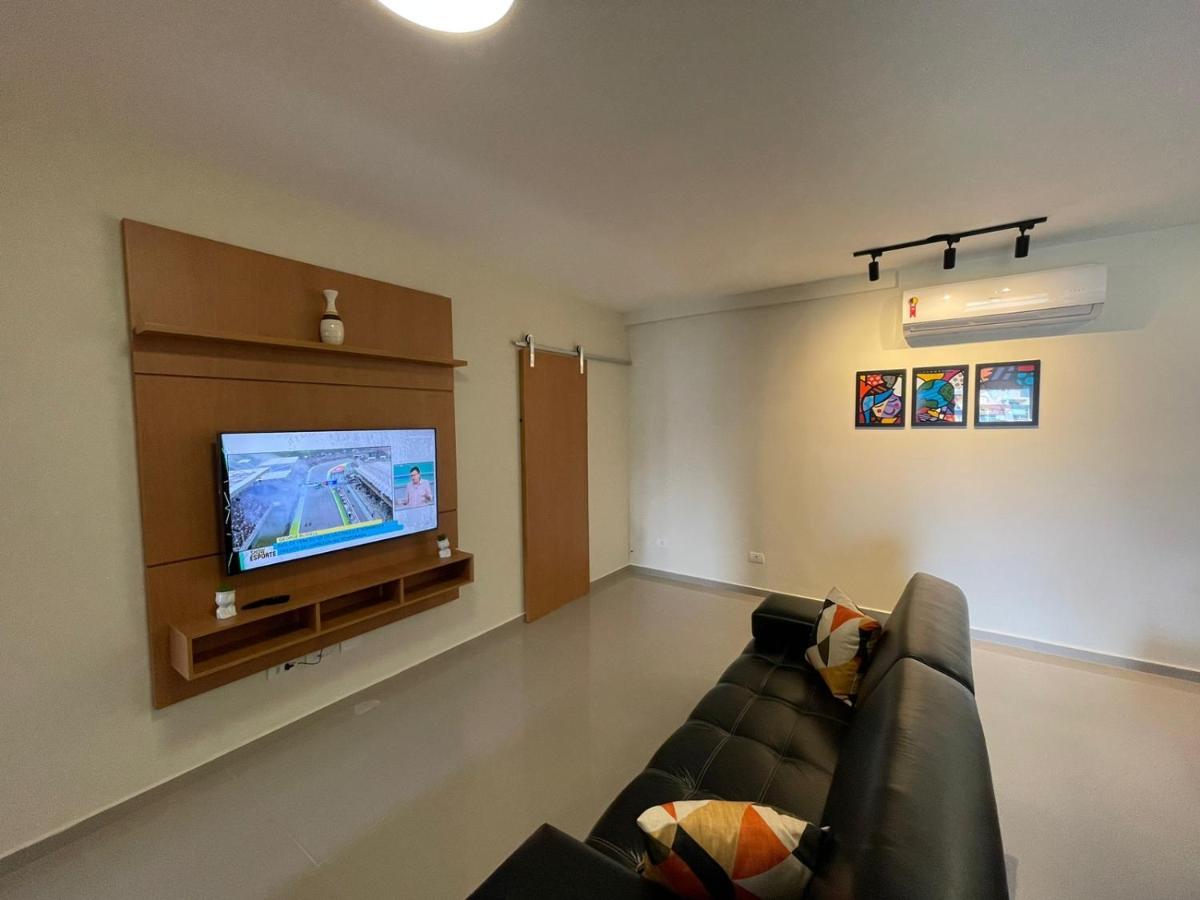 Apartamento Com Piscina No Centro Lejlighed Ubatuba Eksteriør billede