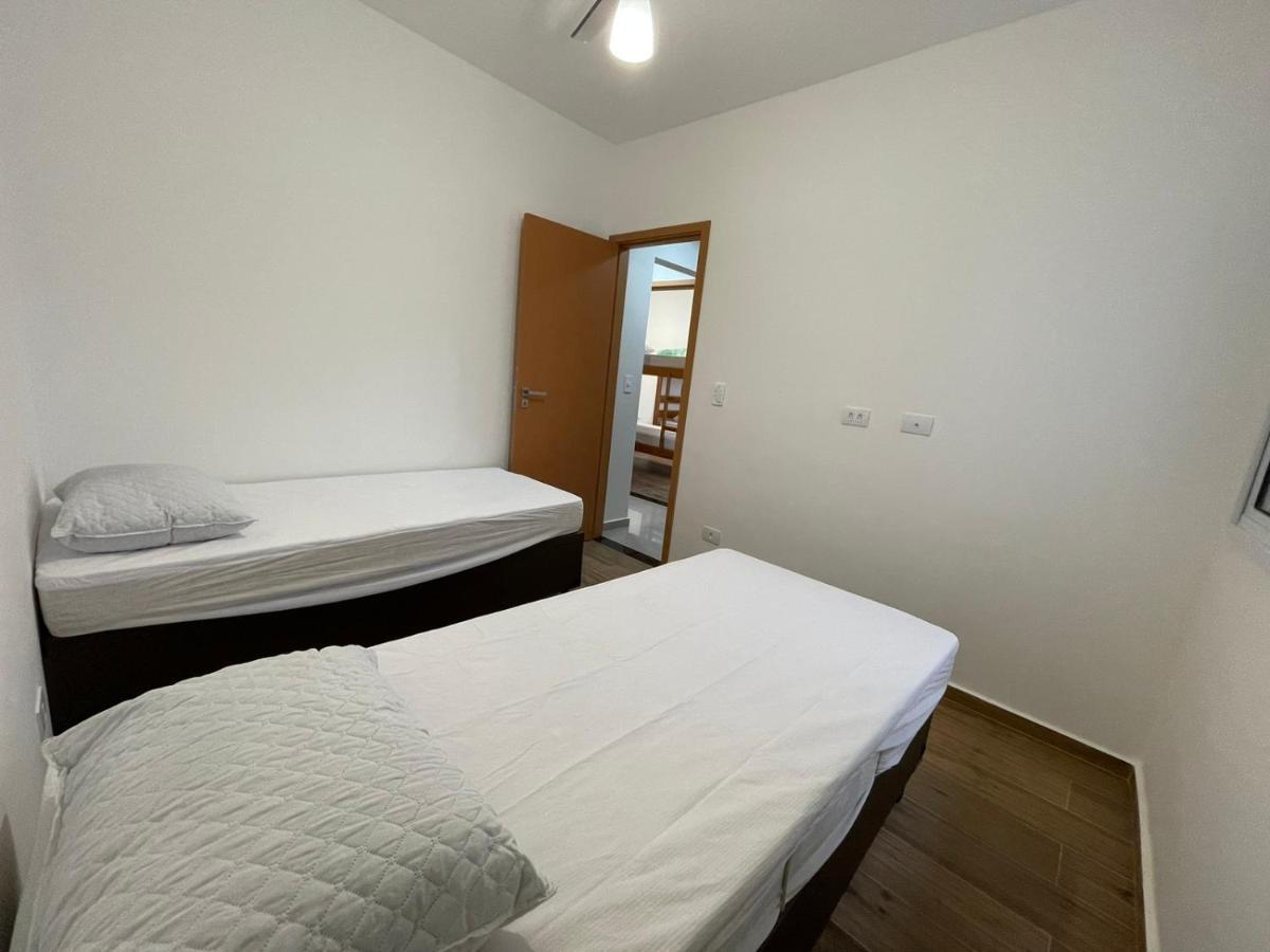 Apartamento Com Piscina No Centro Lejlighed Ubatuba Eksteriør billede