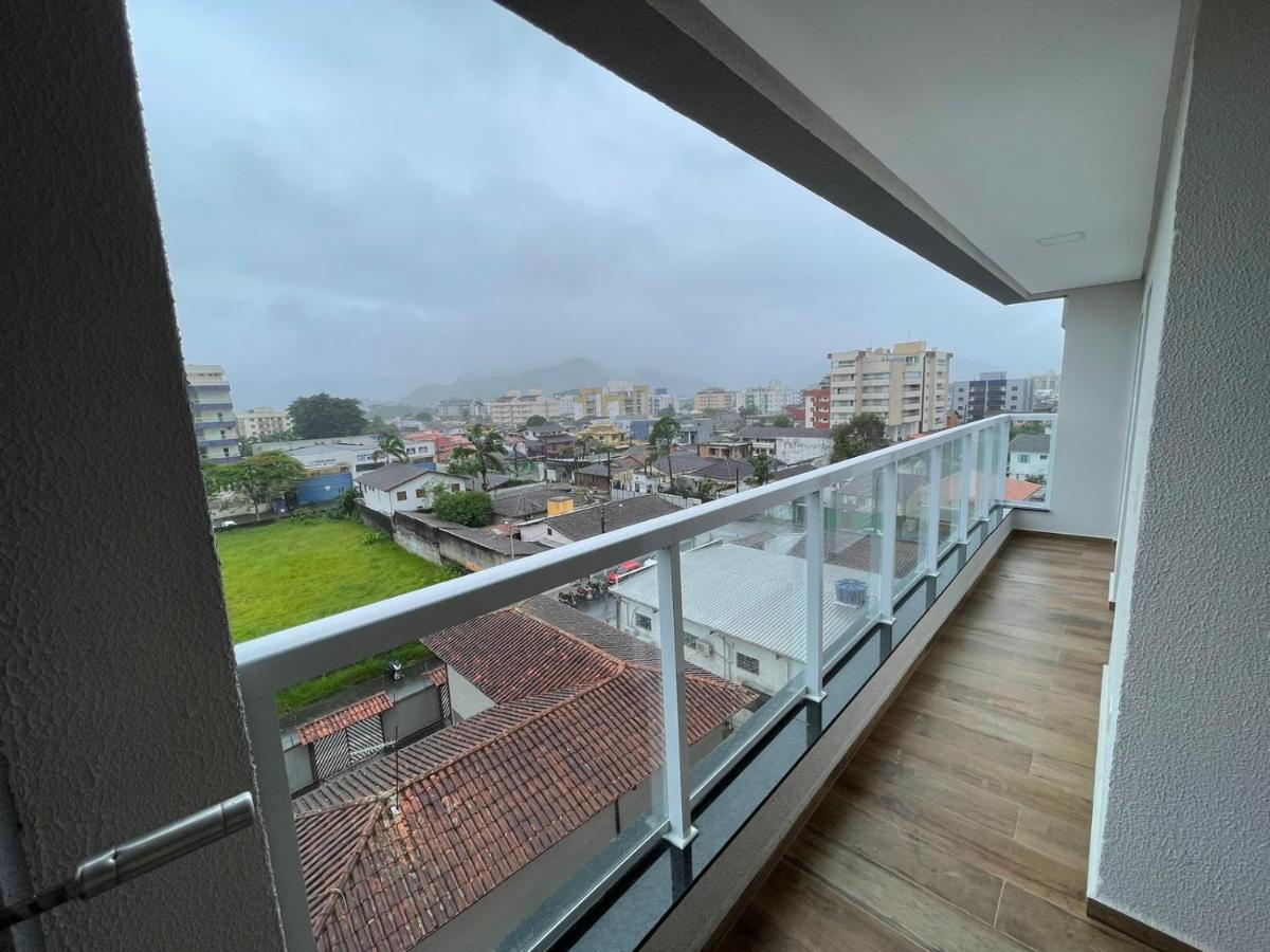 Apartamento Com Piscina No Centro Lejlighed Ubatuba Eksteriør billede
