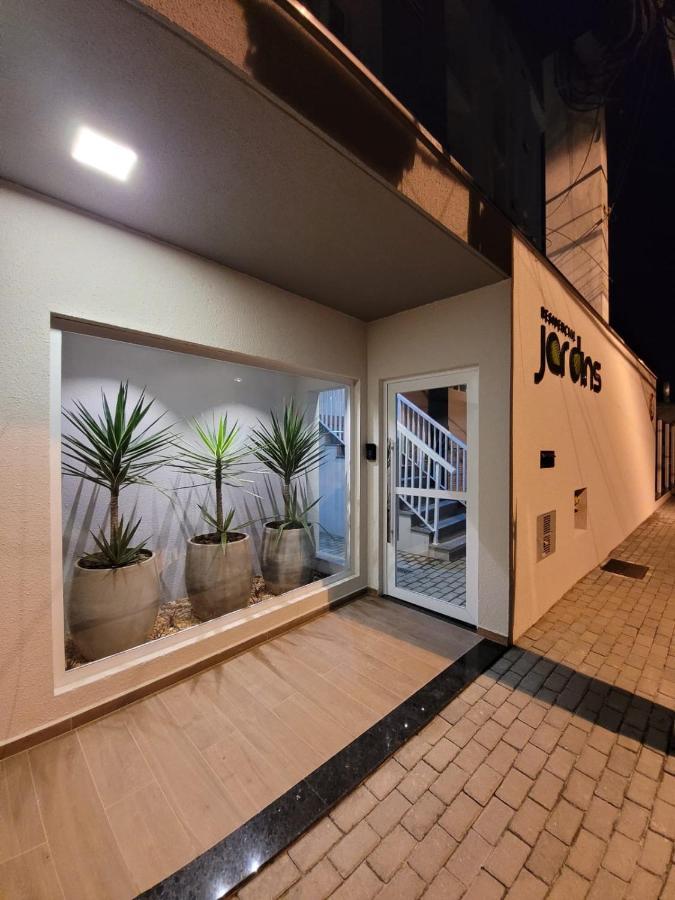 Apartamento Com Piscina No Centro Lejlighed Ubatuba Eksteriør billede
