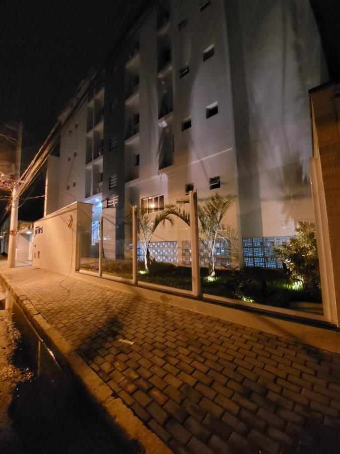 Apartamento Com Piscina No Centro Lejlighed Ubatuba Eksteriør billede